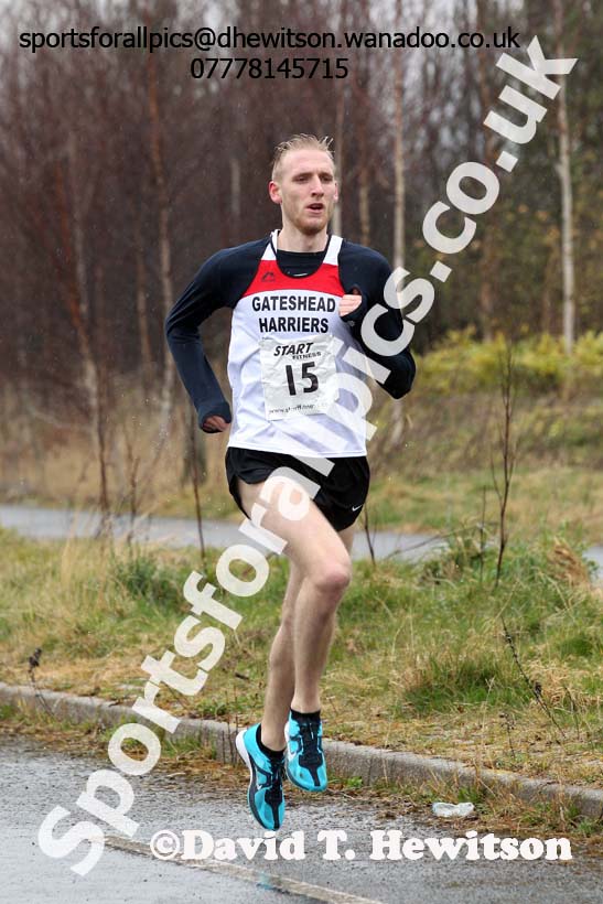 Mens relay, Elswick Harriers Relays, Newburn, Newcastle. Photo: David T. Hewitson/Sports for All Pics